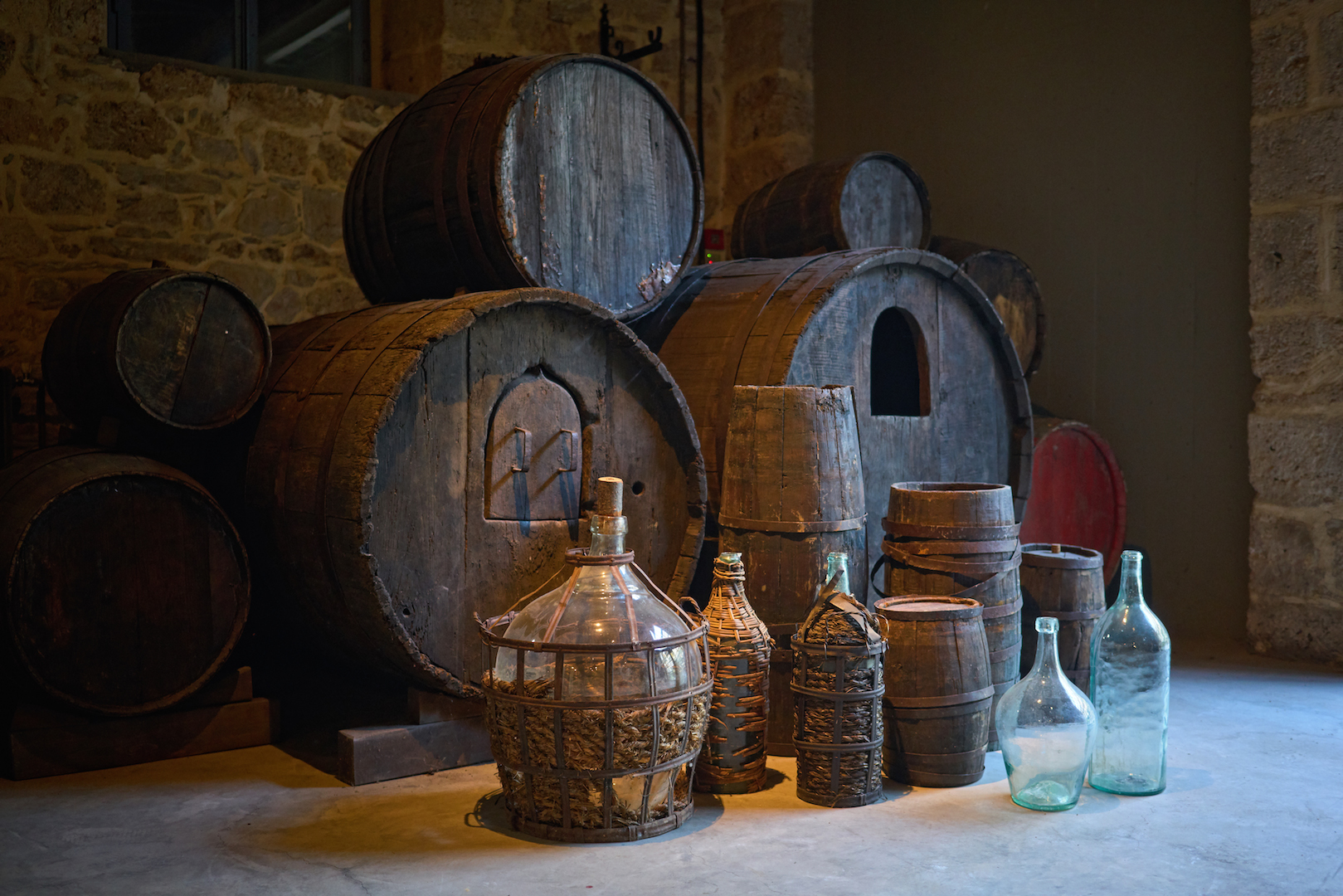 Old wine barrels 